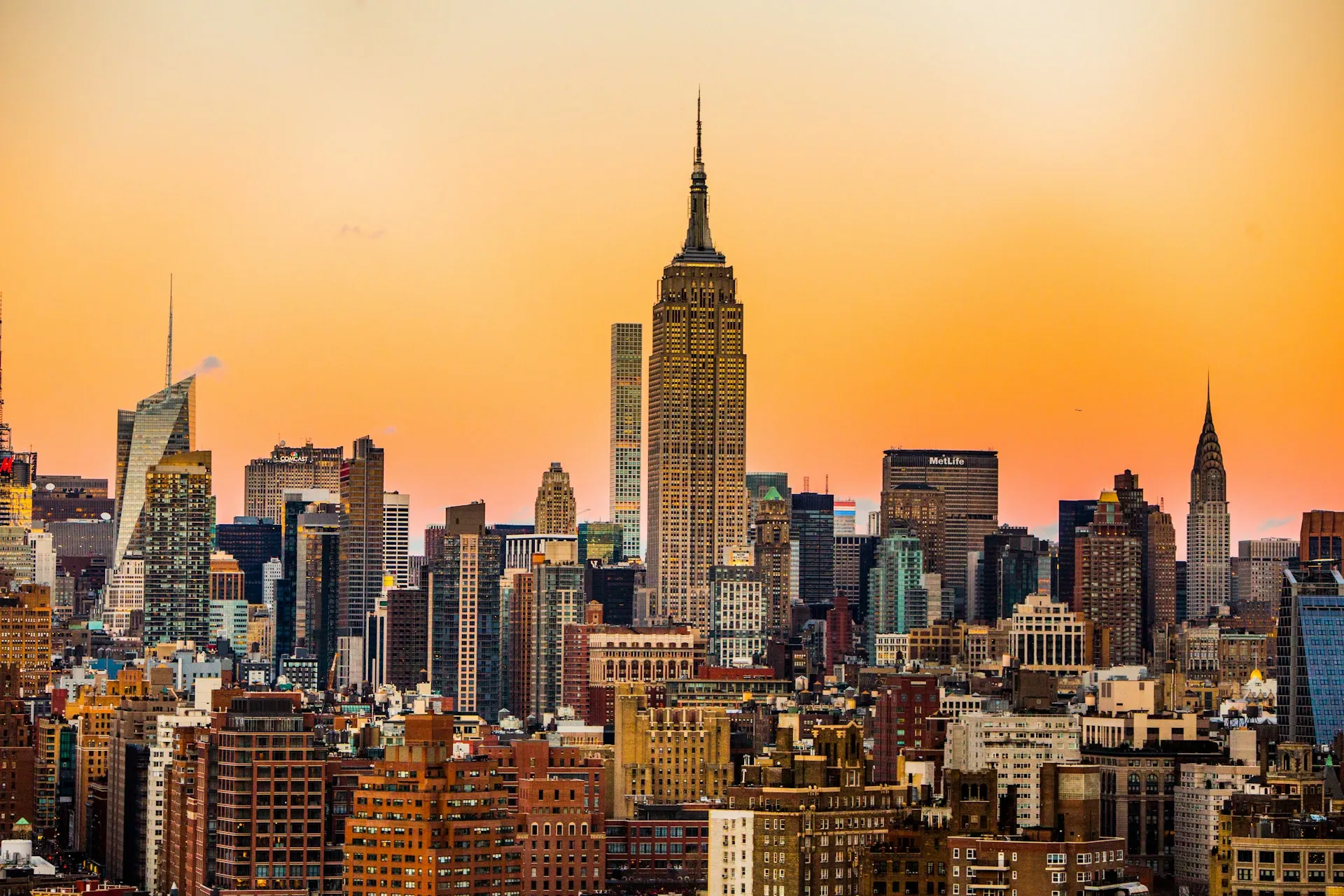 The Manhattan skyline at sunset with the Empire State Building